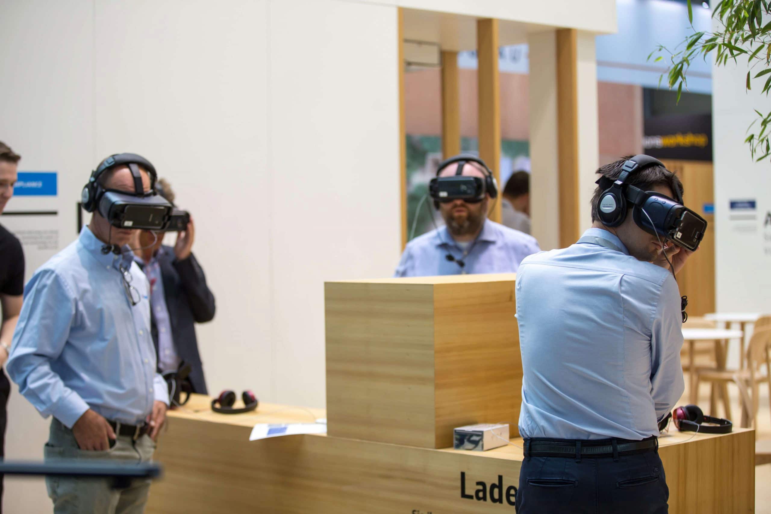 Thermotopia-inline-booth_3-scaled (1) (1)